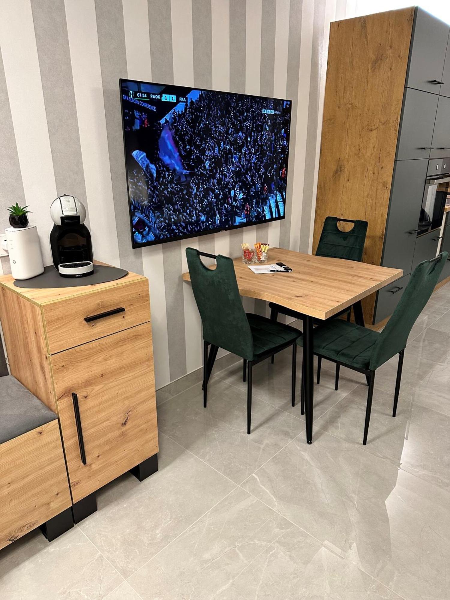 Sky21 * Langen Exklusives Vollausstattung / Zentrale Lage *neu* Apartment